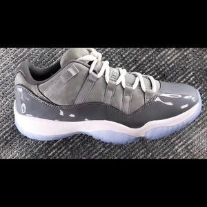 Air Jordan Cool Grey 11 Lows